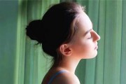 巨蟹座女生会婚外情吗，巨蟹座女生适合什么星座的男生